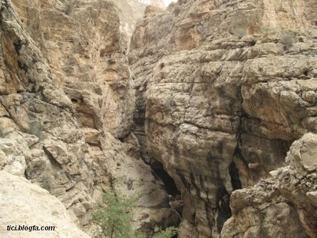 Raghz Canyon of Darab