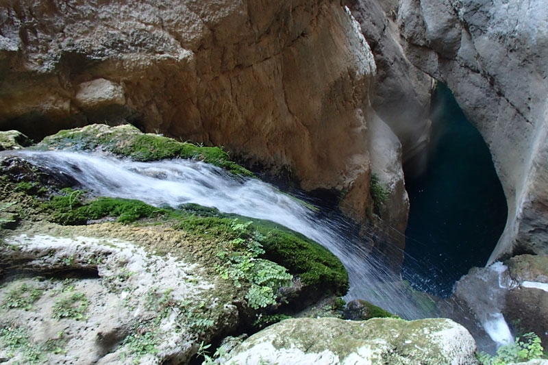 Raghz Canyon of Darab