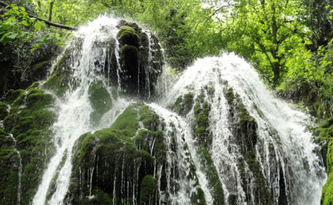 Kaboud-val Waterfall