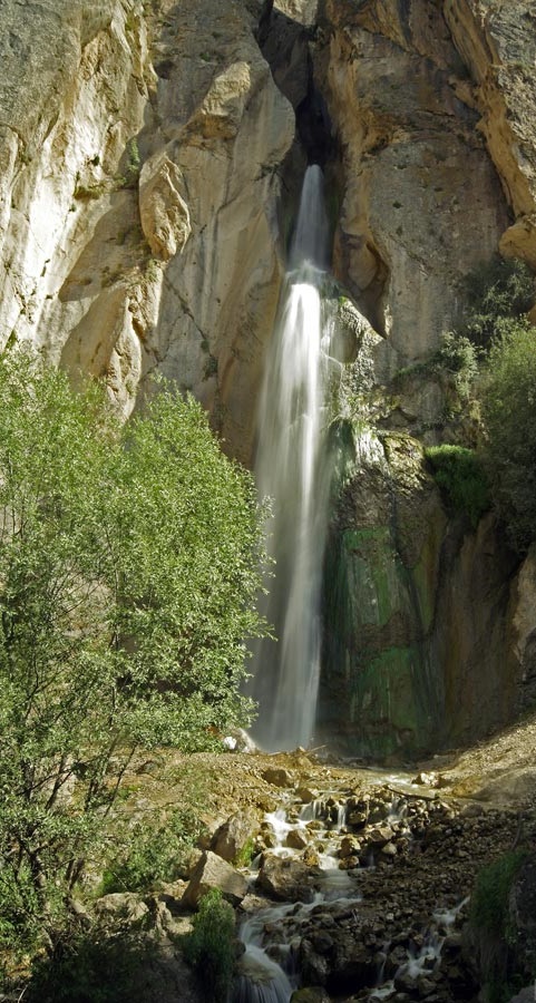 Shahandasht Waterfall