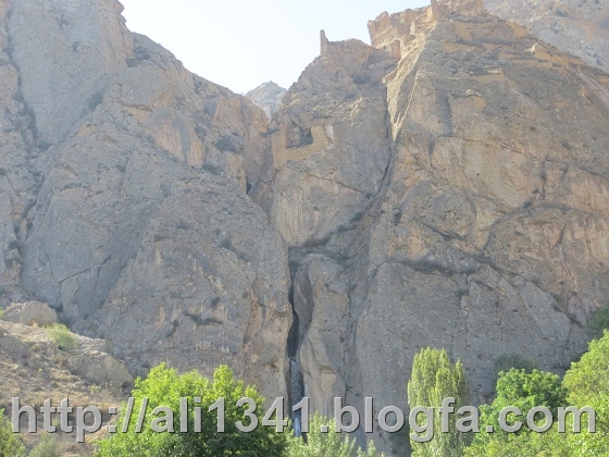 Shahandasht Waterfall