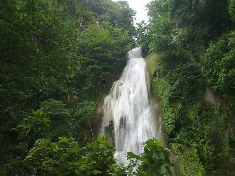 Lowe waterfall