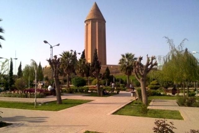 Gonbad-e Qabus (tower)