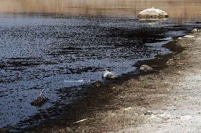 Bazangan Lake