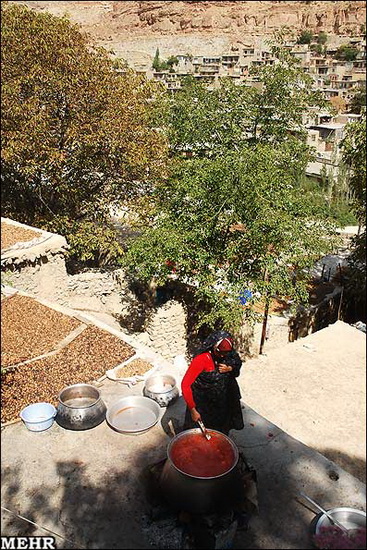 Esfidan Village (Espidan village)