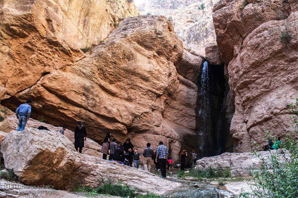 Hamid Waterfall