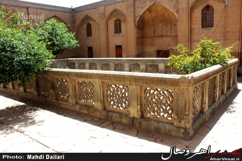Tomb of Sheikh Shahabuddin Ahari
