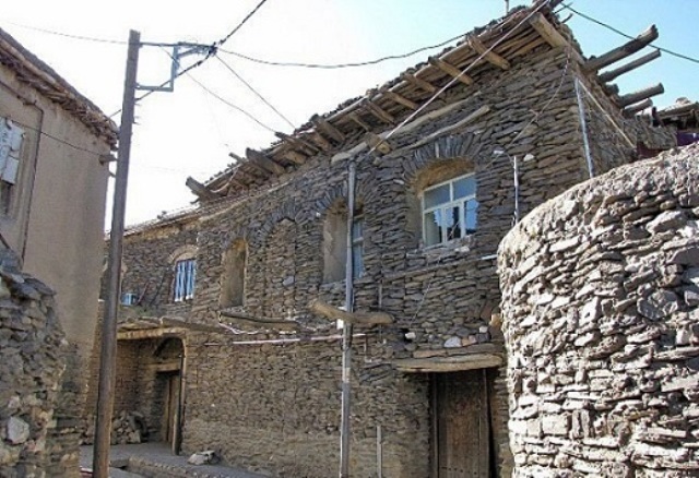 Varkaneh Village