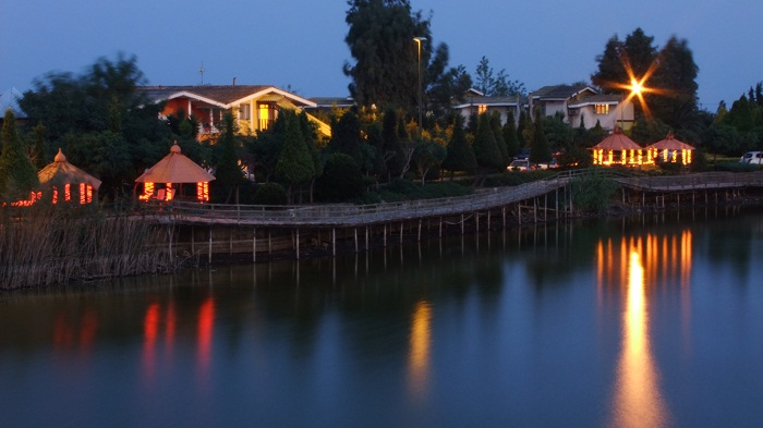 Chamkhaleh Beach