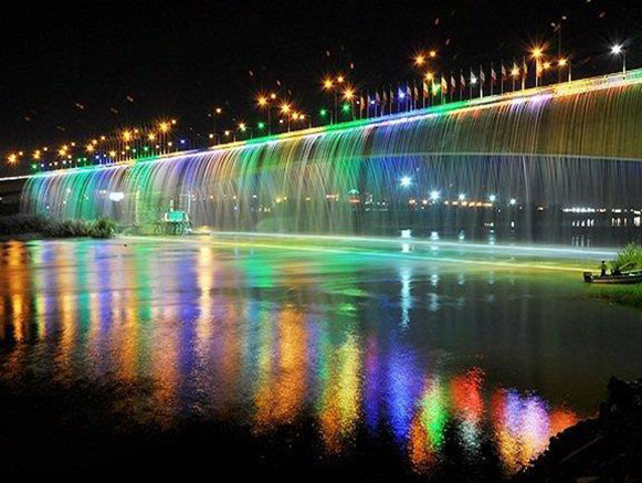 Pol-e Haftom Waterfall of Ahvaz (Seventh Bridge)