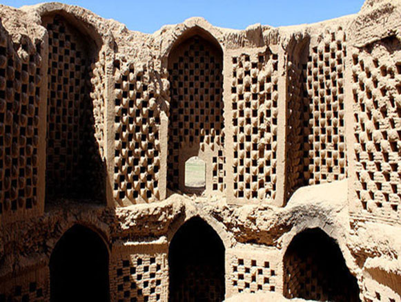 Zibashahr Decuple DovecoteTower of Mobareke Isfahan