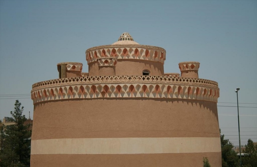 Zibashahr Decuple DovecoteTower of Mobareke Isfahan
