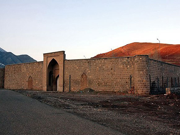 Goyje Bel, Shah Abbasi Caravanserai