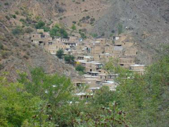 Mardanaqom Village