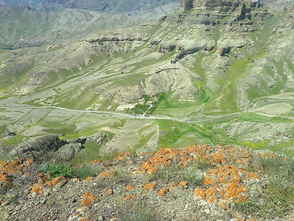 Qahqaheh Castle, Meshginshahr