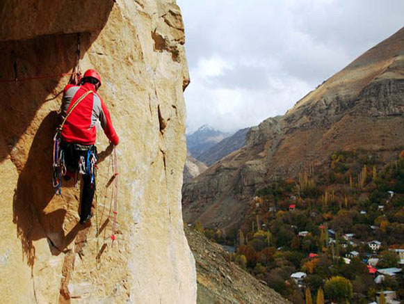 Pol-e Khab Rock-Climbing Region