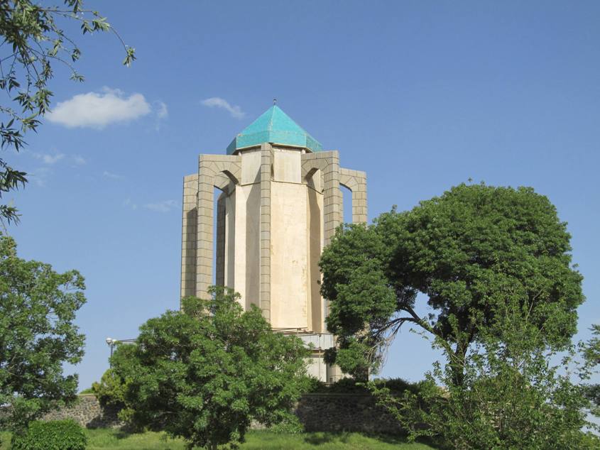 BabaTahir Mausoleum, Hamadan