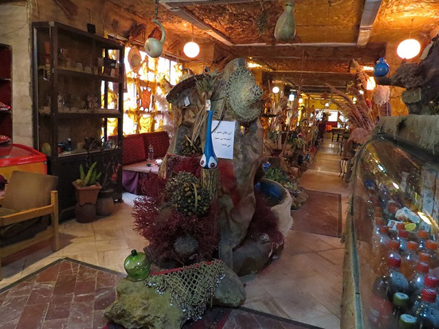 Abgarm Hotel Mahallat
