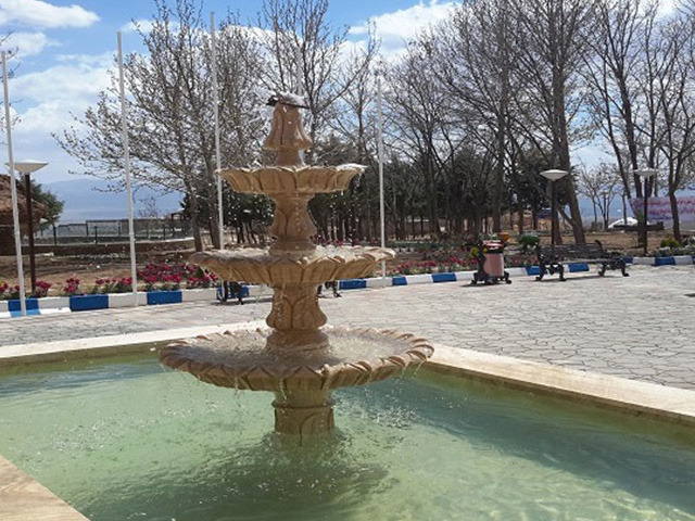 Abgarm Hotel Mahallat