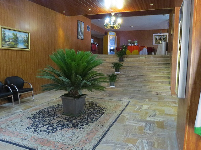 Abgarm Hotel Mahallat
