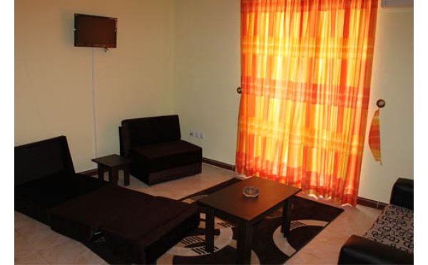 Bahar Beach Hotel Rudsar