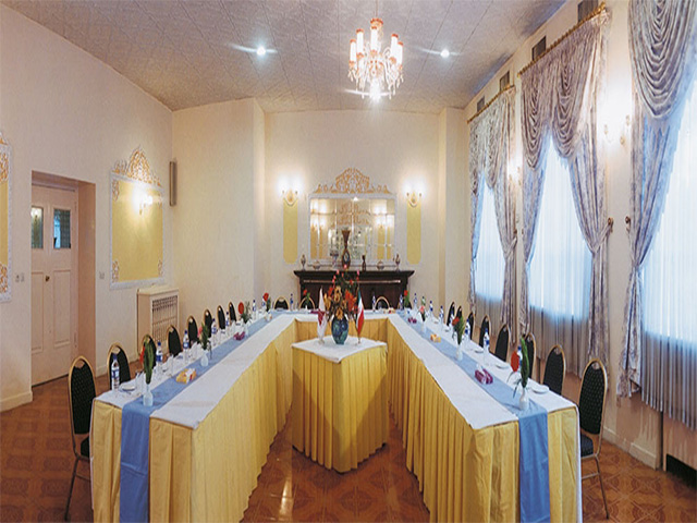 Bu Ali Hotel Hamadan