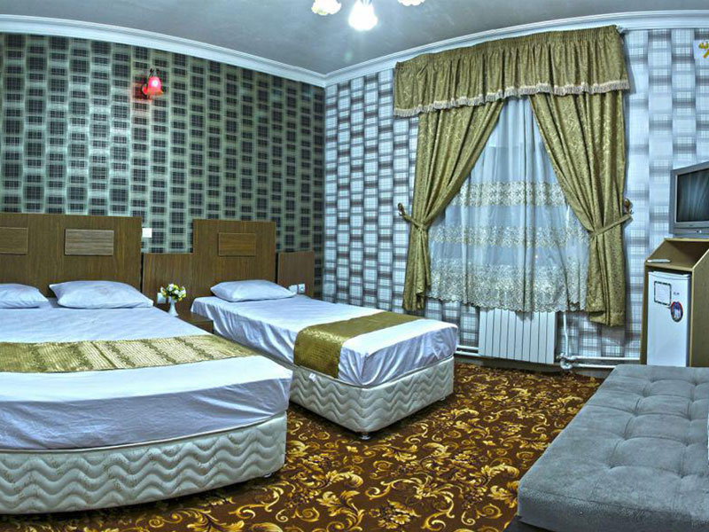Boostan Hotel Sareyn