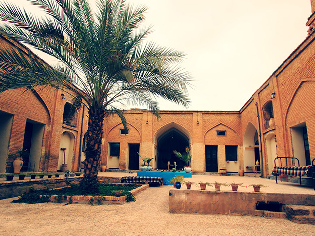Traditional Hotel Shushtar