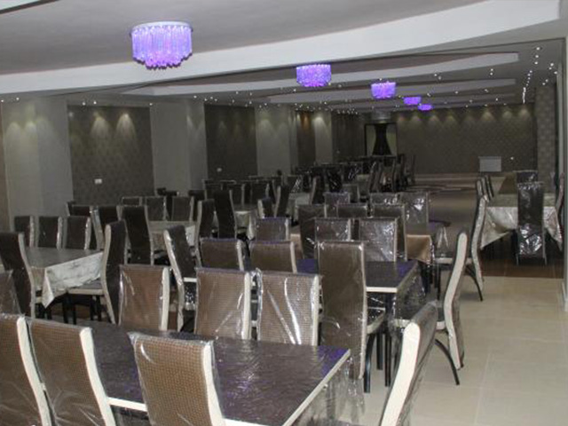 Halis Hotel Borujerd