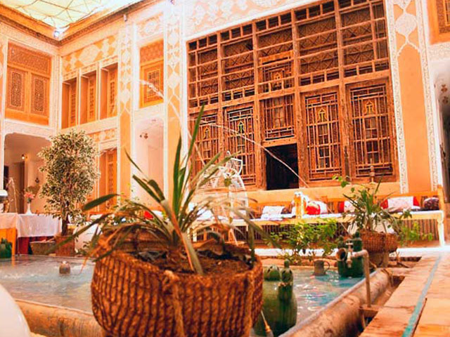 Antique Malek Ottojjar Hotel Yazd