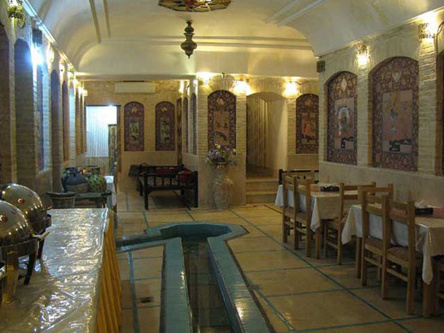 Antique Malek Ottojjar Hotel Yazd