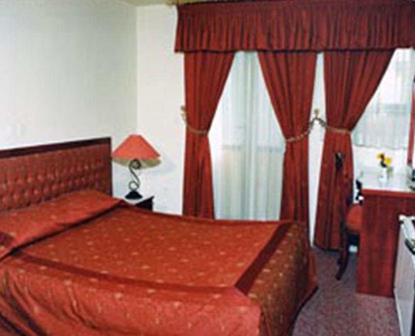 Hadish Hotel Apartment Shiraz