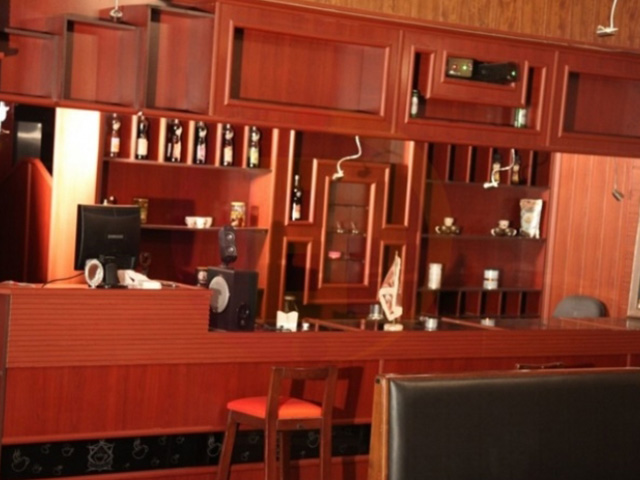 Almas Hotel Abbasabad