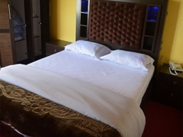 Almas Hotel Abbasabad