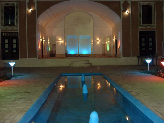 Adib Al Mamalek Hotel Yazd