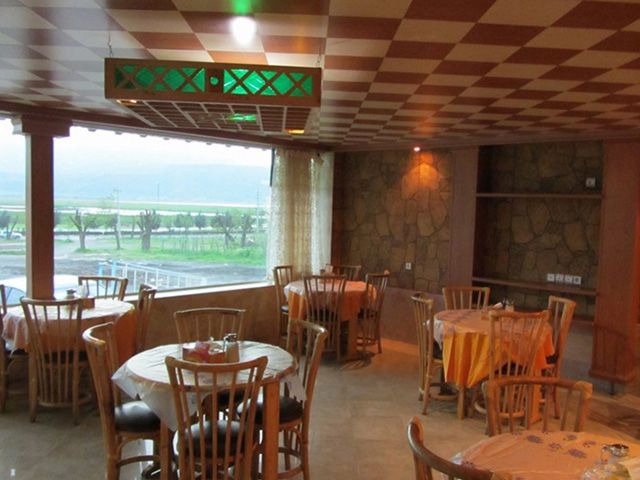 Zarivar Hotel Marivan