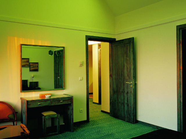 Narenjestan Hotel Nur