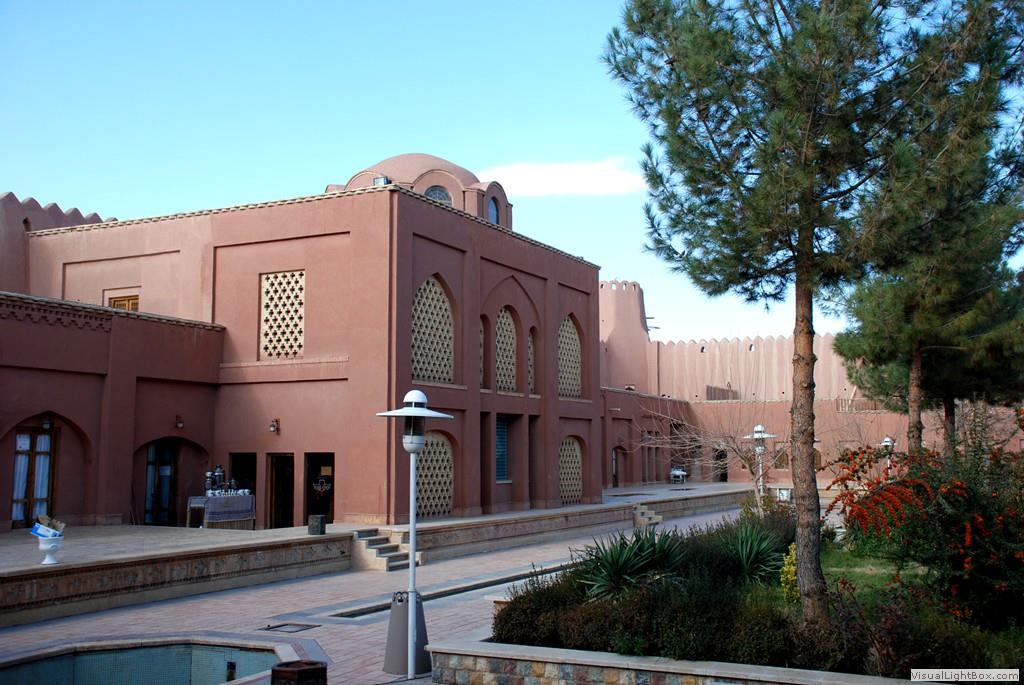 Gouged Arg Hotel Golpayegan