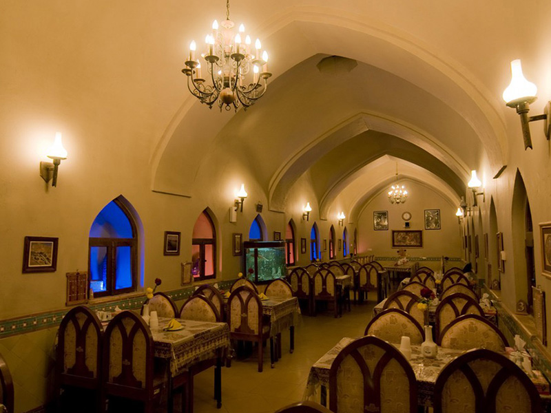 Gouged Arg Hotel Golpayegan