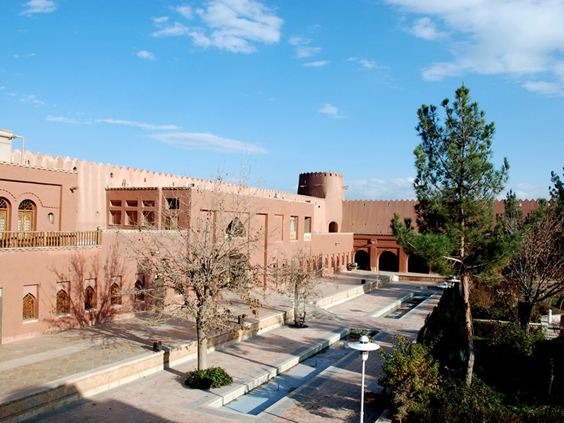 Gouged Arg Hotel Golpayegan