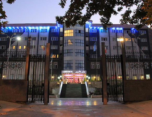 Zagros Hotel Khansar