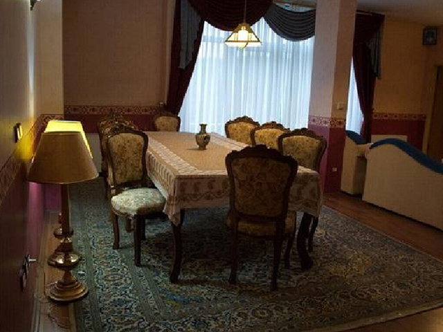 Badeleh Hotel Sari