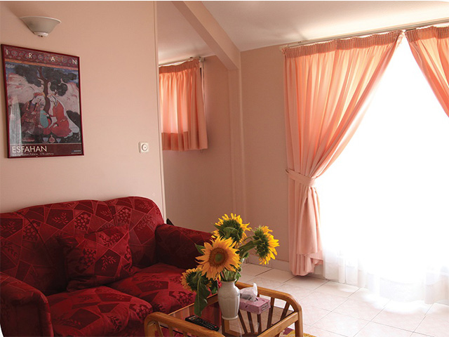 Koorosh Hotel Apartment Mashhad