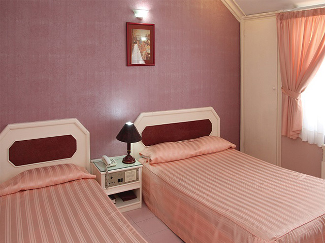 Koorosh Hotel Apartment Mashhad