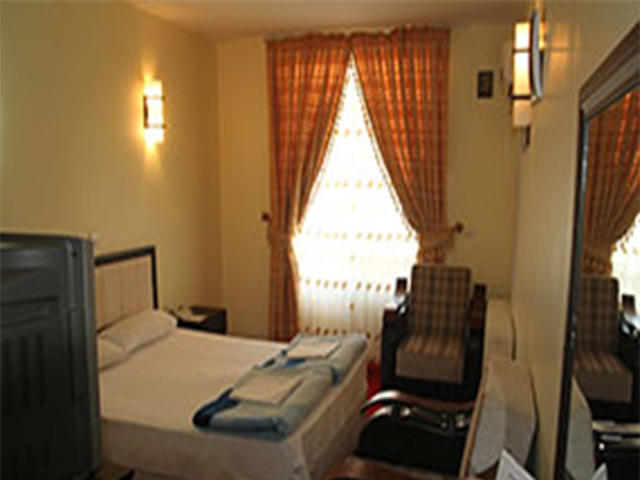 Tourism Hotel Maku