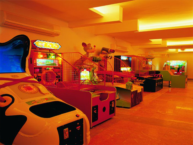 Aryan Hotel Nur