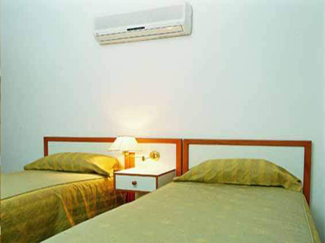 Aryan Hotel Nur