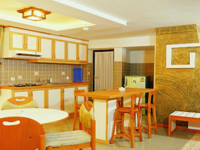 Aryan Hotel Nur