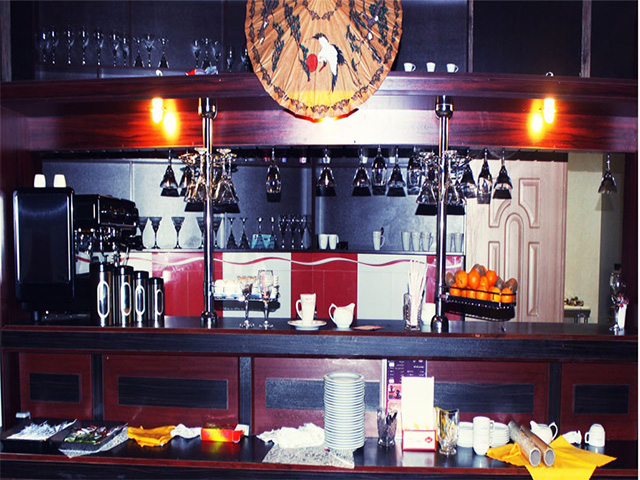 Reza Hotel Shirvan
