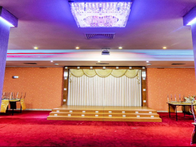 Esteghlal Hotel Zahedan
